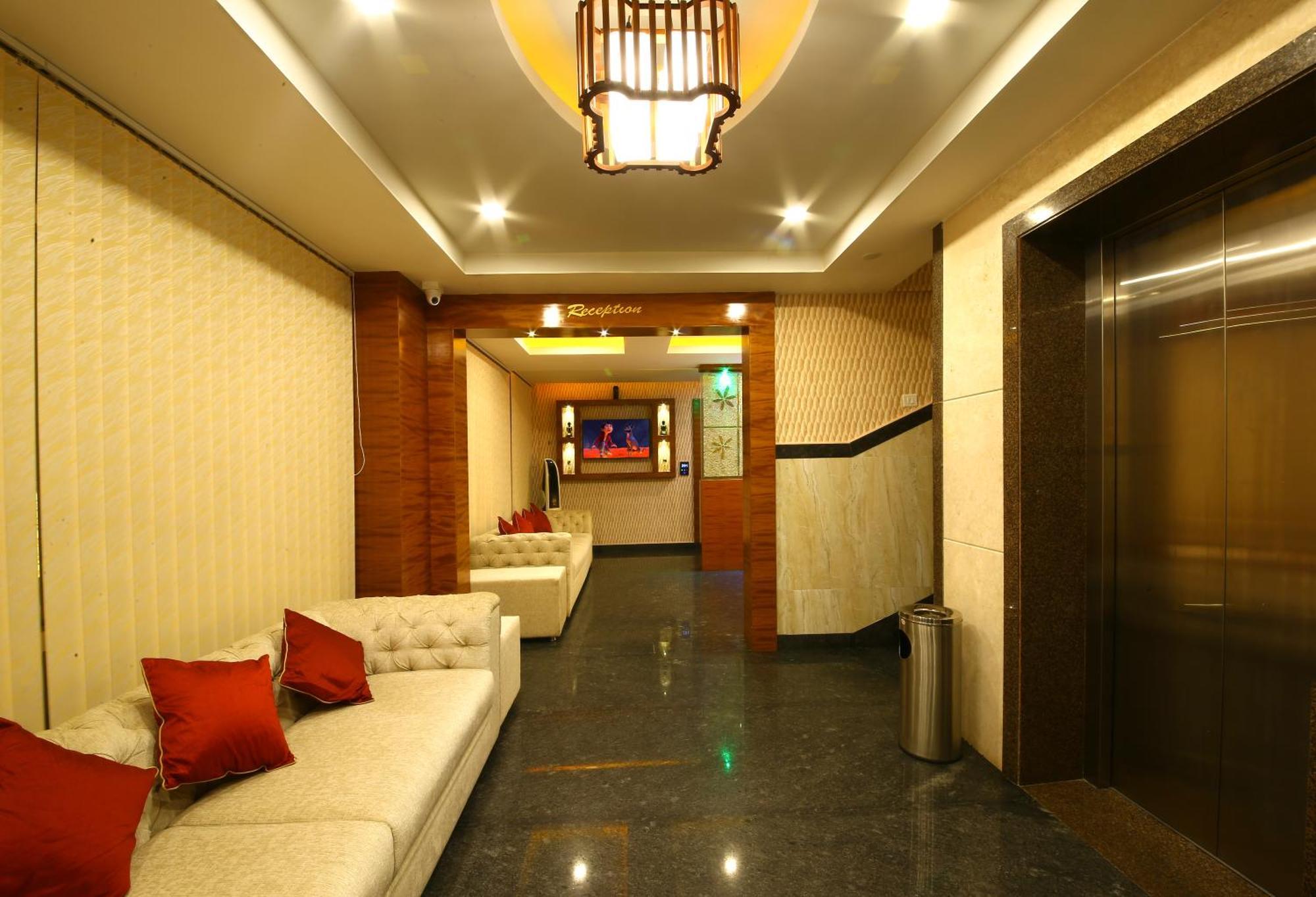 Royal Stay Bangalore Exterior photo