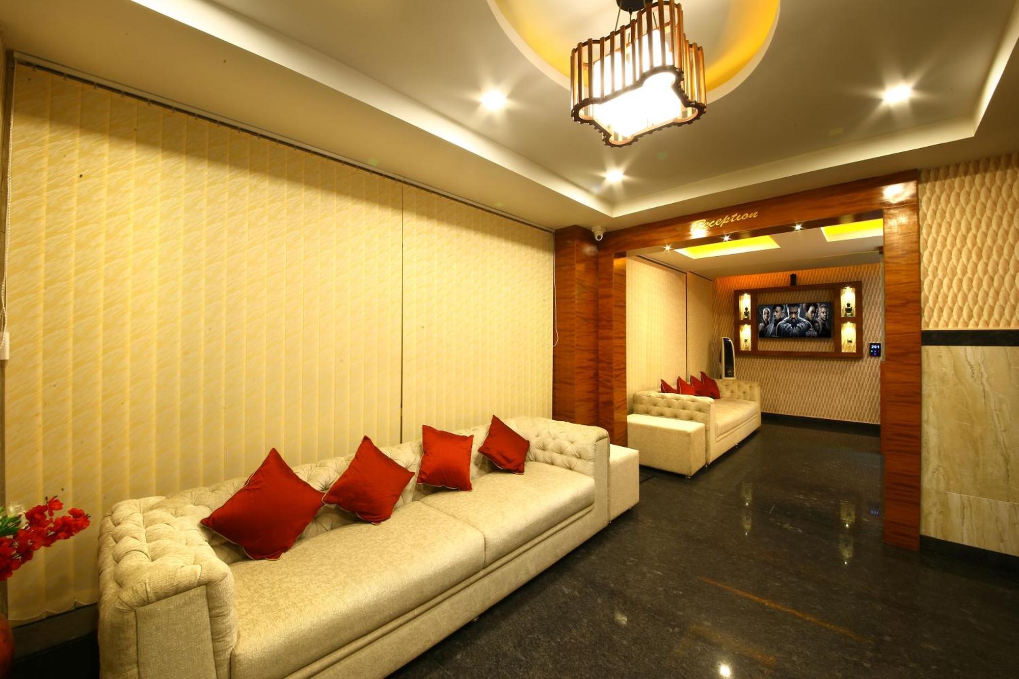 Royal Stay Bangalore Exterior photo